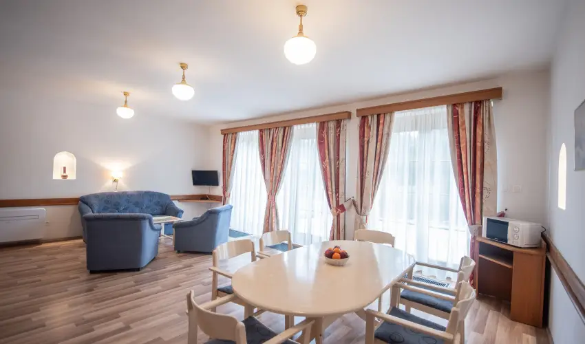 Abbzia Club Hotel Kk Keszthely - Karcsony