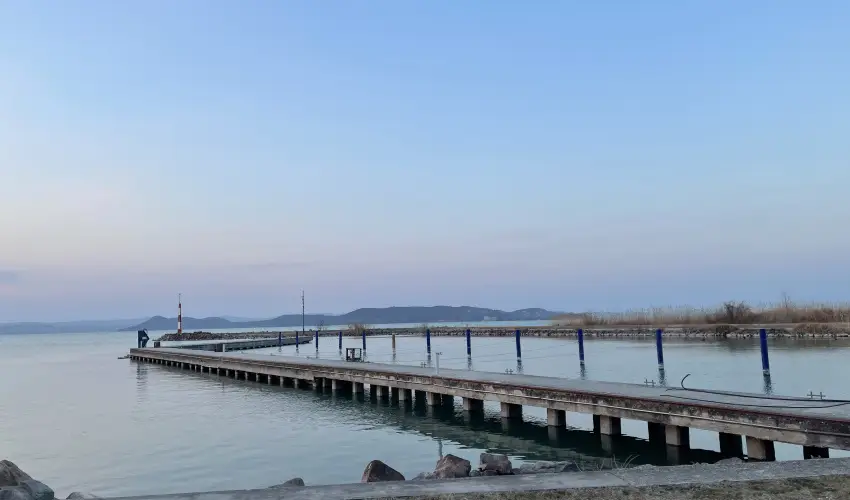 Ádám Apartman Balatonföldvár - Balatoni kedvezményes árak