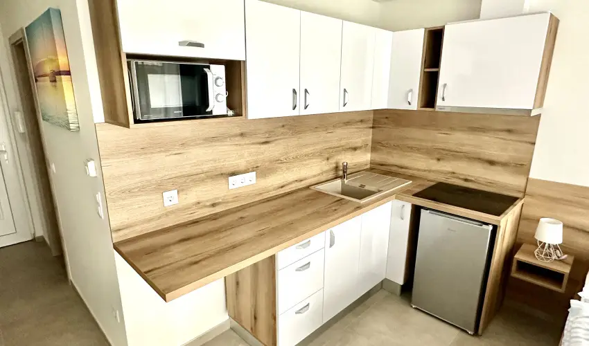 Ady Corner Pr�mium Apartmanok Si�fok - M�jus 1.