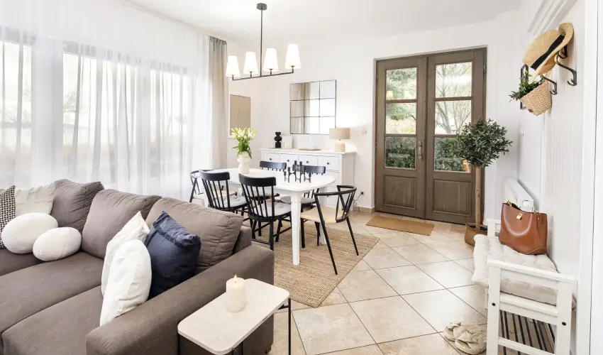 Aquilo Apartmanok Tihany - Balatoni kedvezm�nyes �rak reggelis ell�t�ssal (1 �jt�l)