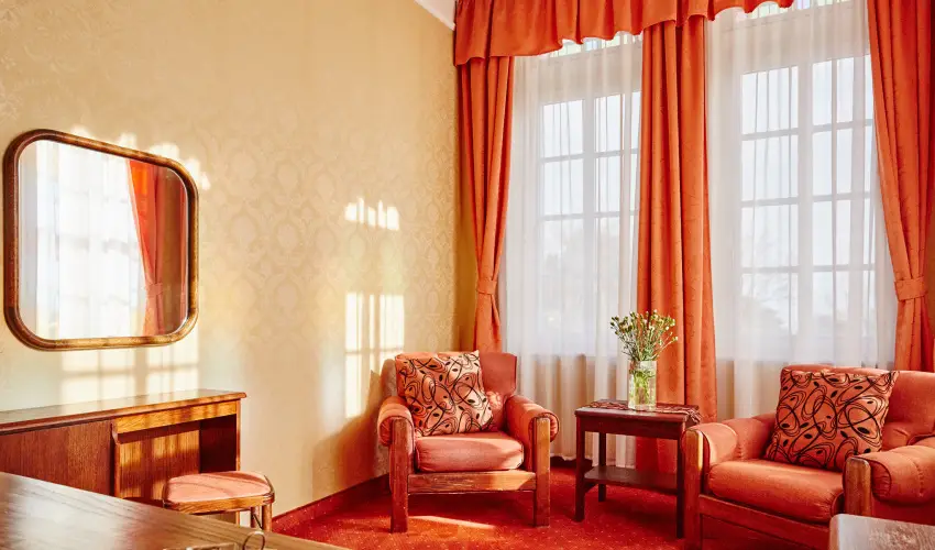 Astoria Hotel s tterem Balatonfred - Balatoni kedvezmnyes rak reggelis elltssal (1 jtl)