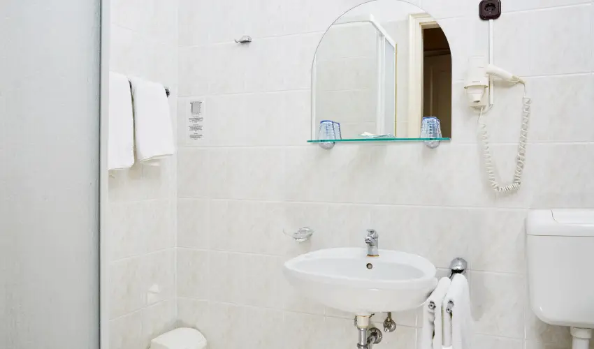 Astoria Hotel s tterem Balatonfred - Balatoni kedvezmnyes rak reggelis elltssal (1 jtl)