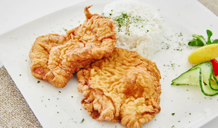 Astoria Hotel s tterem Balatonfred - Balatoni kedvezmnyes rak reggelis elltssal (1 jtl)