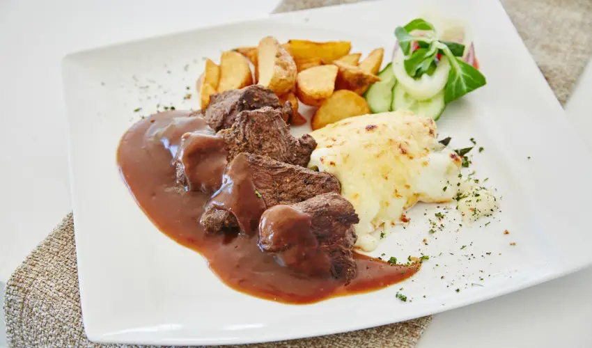 Astoria Hotel s tterem Balatonfred - Balatoni kedvezmnyes rak reggelis elltssal (1 jtl)