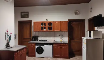 Balla Apartmanhz Sifok