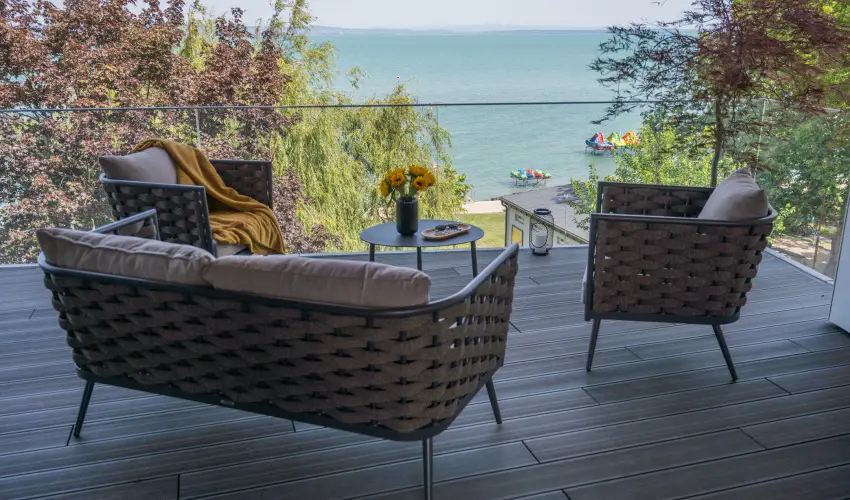 BJ81 Suite Hotel Siófok - Vissza nem térítendő ajánlat reggelivel (1 éjtől)