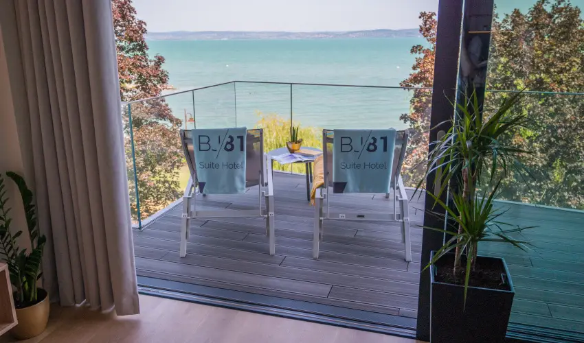 BJ81 Suite Hotel Siófok - Vissza nem térítendő ajánlat reggelivel (1 éjtől)