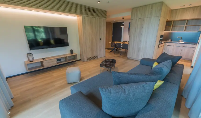 BJ81 Suite Hotel Siófok - Vissza nem térítendő ajánlat reggelivel (1 éjtől)