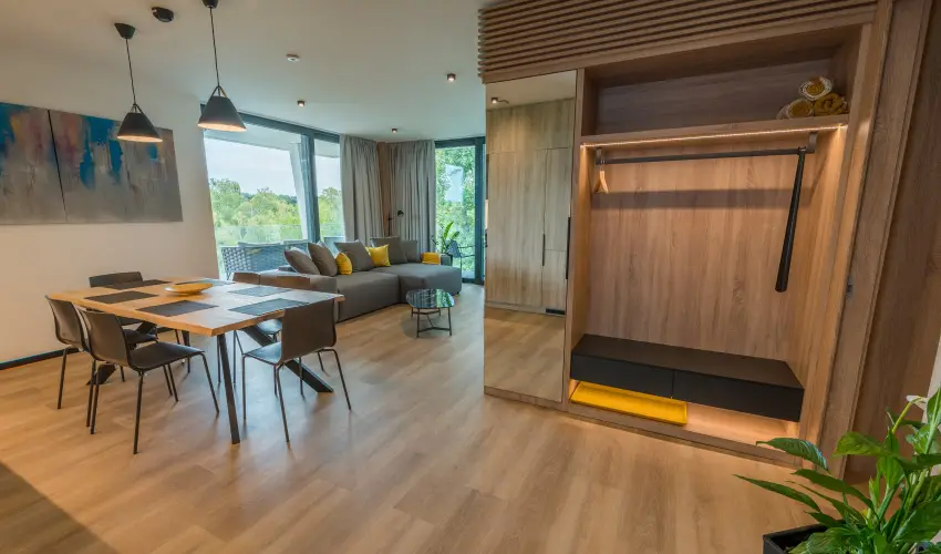 BJ81 Suite Hotel Siófok - Vissza nem térítendő ajánlat reggelivel (1 éjtől)