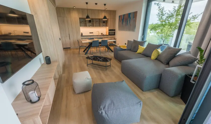 BJ81 Suite Hotel Siófok - Vissza nem térítendő ajánlat reggelivel (1 éjtől)