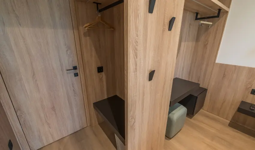 BJ81 Suite Hotel Siófok - Vissza nem térítendő ajánlat reggelivel (1 éjtől)