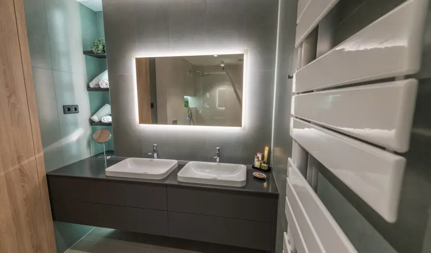 BJ81 Suite Hotel Siófok - Vissza nem térítendő ajánlat reggelivel (1 éjtől)