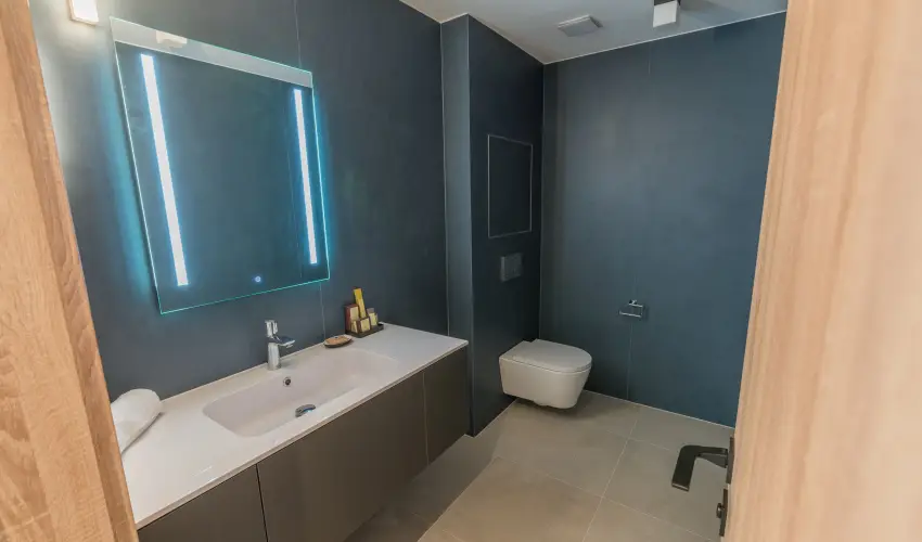 BJ81 Suite Hotel Siófok - Vissza nem térítendő ajánlat reggelivel (1 éjtől)