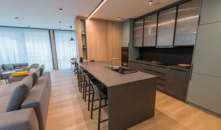 BJ81 Suite Hotel Siófok - Vissza nem térítendő ajánlat reggelivel (1 éjtől)