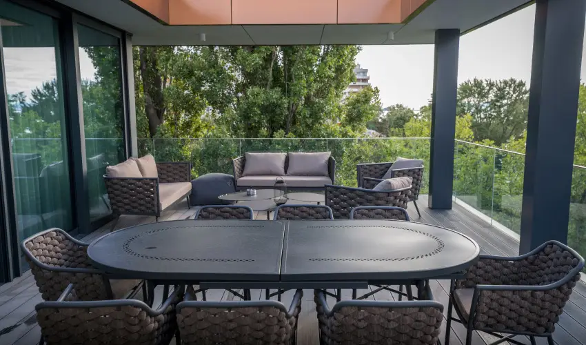 BJ81 Suite Hotel Siófok - Vissza nem térítendő ajánlat reggelivel (1 éjtől)