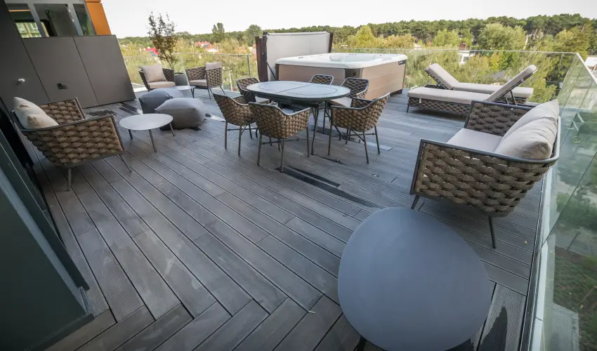 BJ81 Suite Hotel Siófok - Vissza nem térítendő ajánlat reggelivel (1 éjtől)