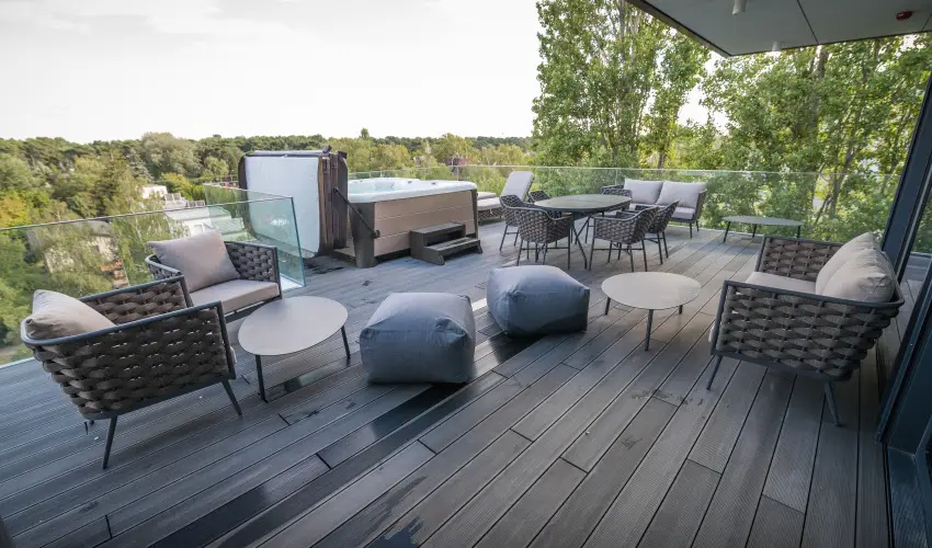 BJ81 Suite Hotel Siófok - Vissza nem térítendő ajánlat reggelivel (1 éjtől)