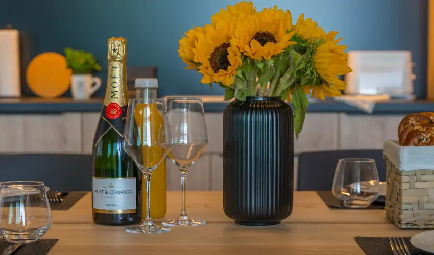 BJ81 Suite Hotel Siófok - Vissza nem térítendő ajánlat reggelivel (1 éjtől)