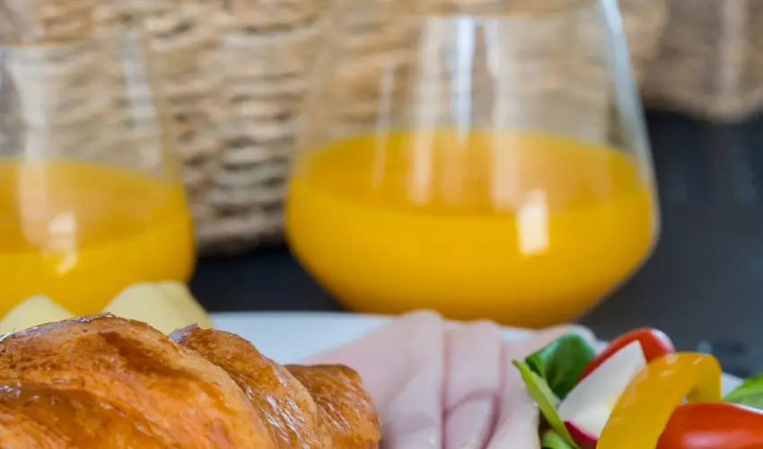 BJ81 Suite Hotel Siófok - Vissza nem térítendő ajánlat reggelivel (1 éjtől)