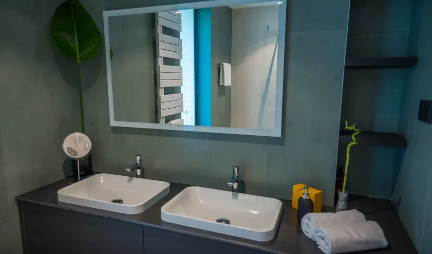 BJ81 Suite Hotel Siófok - Vissza nem térítendő ajánlat reggelivel (1 éjtől)