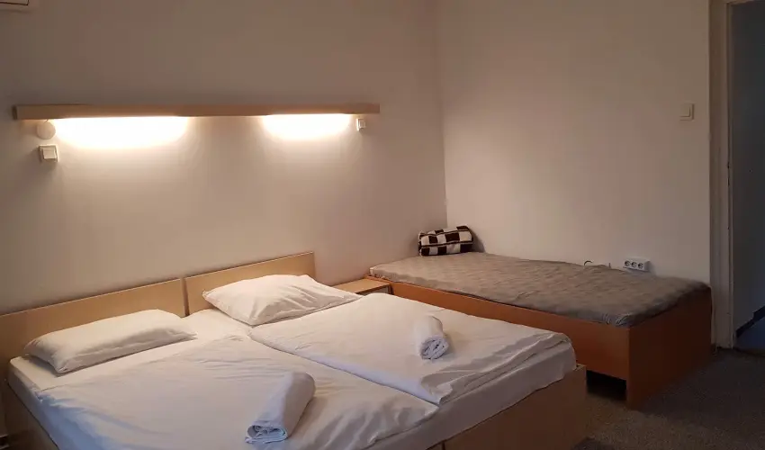 CE Napf�ny Hotel  Si�fok - Augusztus 20.