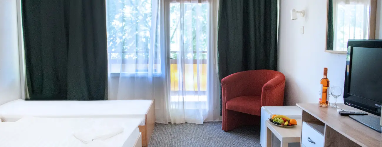CE Napfny Hotel  Sifok - Pnksd