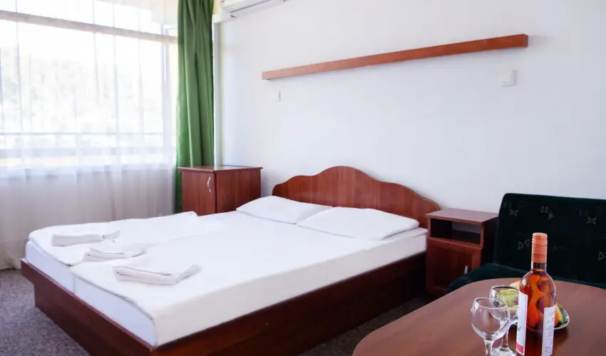 CE Napf�ny Hotel  Si�fok - Augusztus 20.