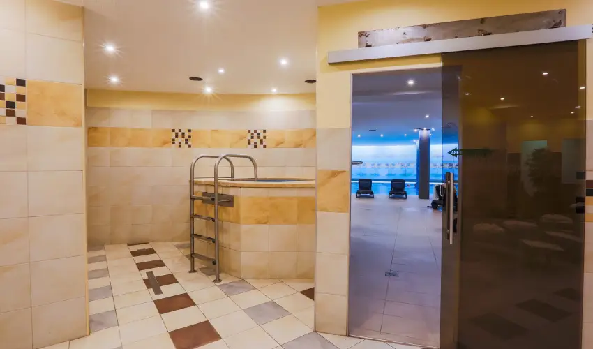 CE Plaza Hotel Siófok - Négycsillagos wellness élmények teljes ellátással (min. 2 éj)