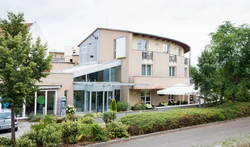 CE Plaza Hotel Siófok - Négycsillagos wellness élmények teljes ellátással (min. 2 éj)