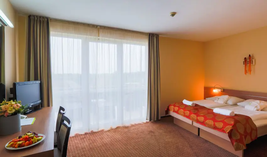 CE Plaza Hotel Siófok - Négycsillagos wellness élmények teljes ellátással (min. 2 éj)