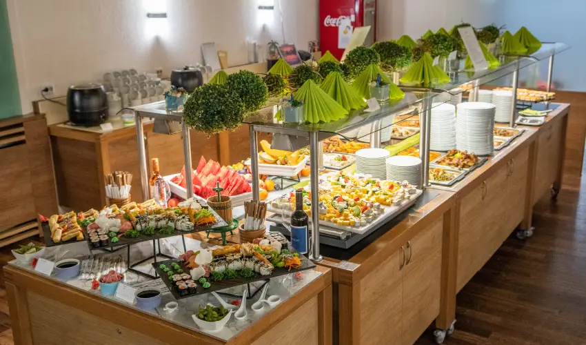 CE Plaza Hotel Siófok - Négycsillagos wellness élmények teljes ellátással (min. 2 éj)