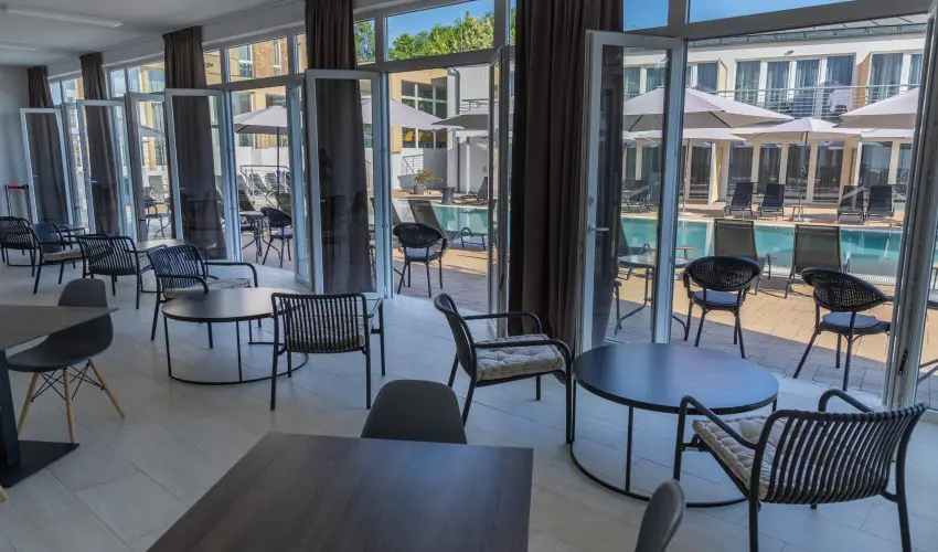 CE Plaza Hotel Siófok - Négycsillagos wellness élmények teljes ellátással (min. 2 éj)