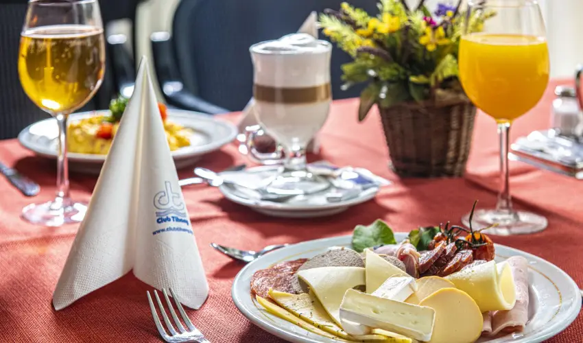 Club Tihany Hotel Tihany - Oktber 23. - specilis elrefizetssel (min. 2 j)