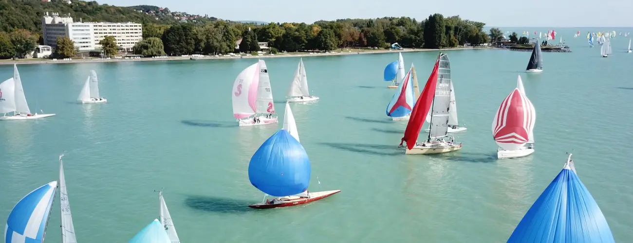 Club Tihany Hotel Tihany - Balatoni kedvezmnyes rak flpanzis elltssal - teljes elrefizetssel (1 jtl)