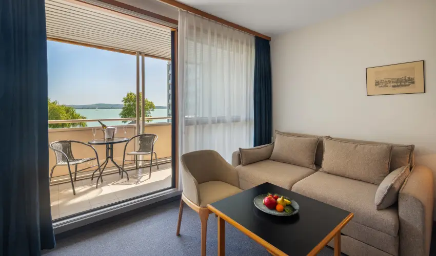 Club Tihany Hotel Tihany - Oktber 23. - specilis elrefizetssel (min. 2 j)