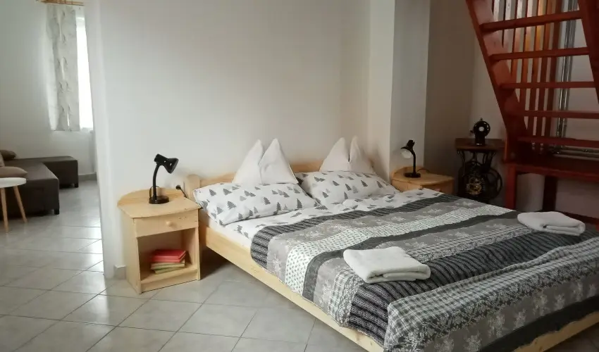 Etvs Nyaral Sifok - Pnksd (min. 4 j)