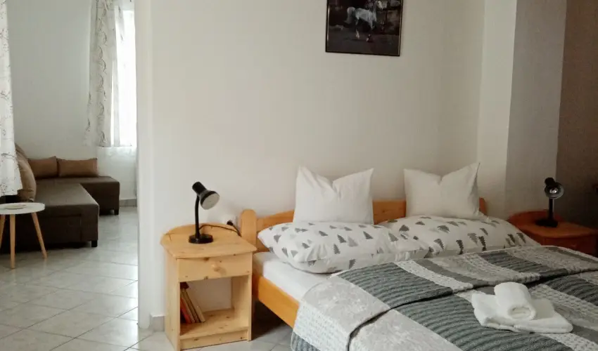 Etvs Nyaral Sifok - Pnksd (min. 4 j)