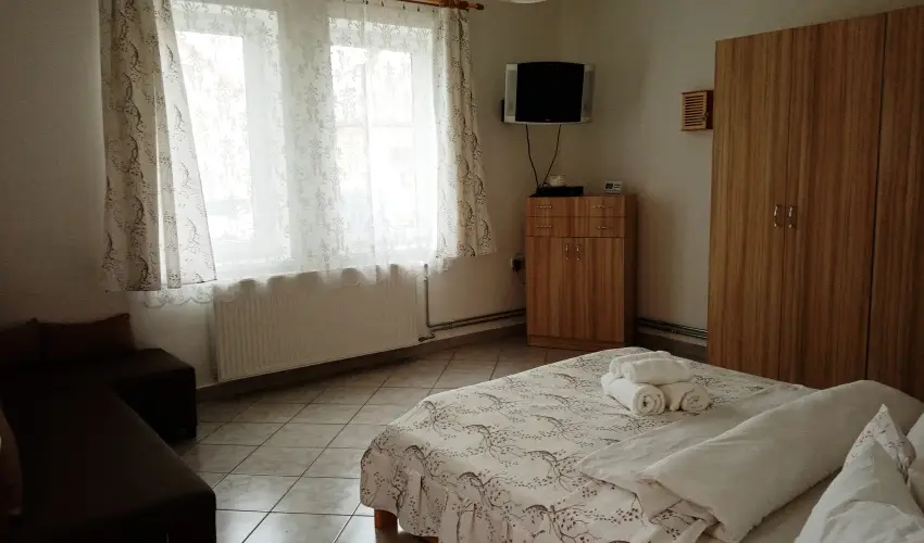 Etvs Nyaral Sifok - Pnksd (min. 4 j)