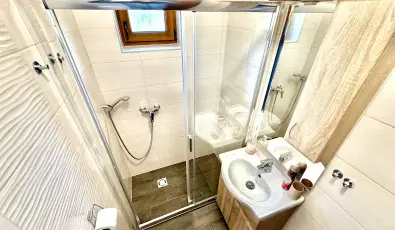 Fenyves Vend�gh�z Si�fok