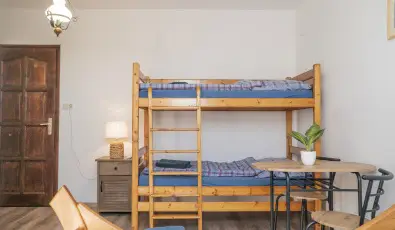 Gyulavezr-Csobnci Pihen Vendghz Gyulakeszi