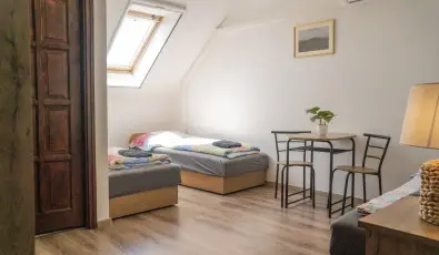 Gyulavezr-Csobnci Pihen Vendghz Gyulakeszi