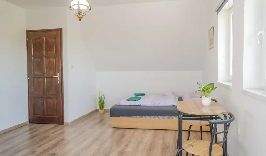 Gyulavezér-Csobánci Pihenő Vendégház Gyulakeszi - Balatoni kedvezményes árak reggelivel (1 éjtől)