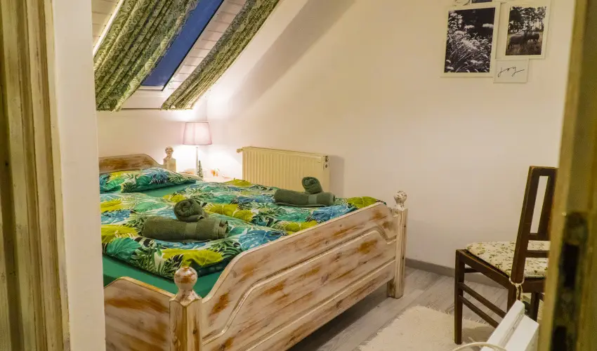 Gyulavezr Lovasbirodalma Panzi  Gyulakeszi - Balatoni kedvezmnyes rak reggelivel (1 jtl)