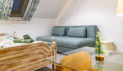 Gyulavezr Lovasbirodalma Panzi  Gyulakeszi