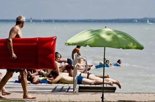 Holiday Hotel Csopak, Csopak