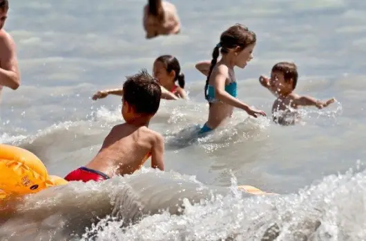 Holiday Hotel Csopak - Balatoni nyaral�s (min. 5 �j)