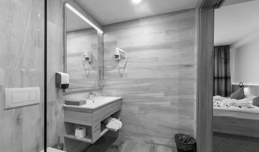 Akadmia Hotel Balatonfred - Balatoni kedvezmnyes rak reggelivel, frdhasznlattal (1 jtl)