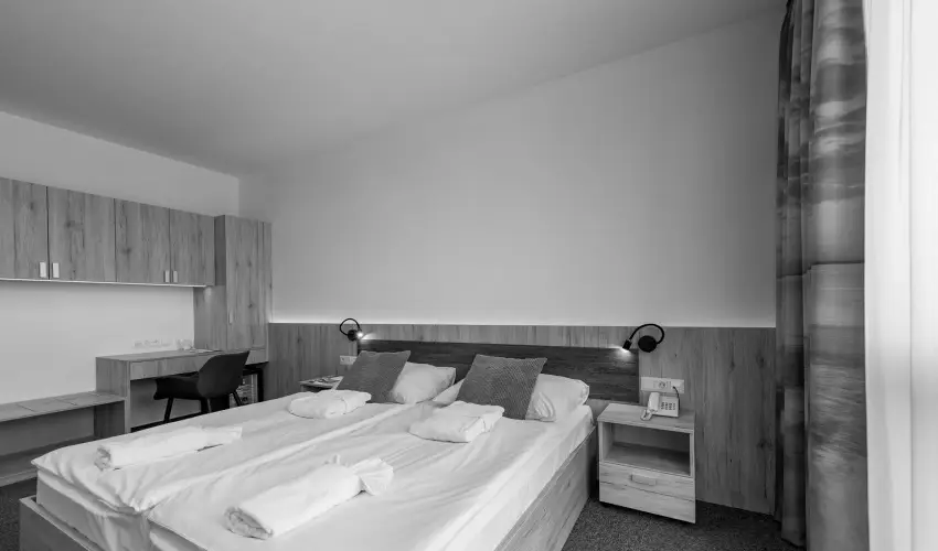 Akadmia Hotel Balatonfred - Balatoni kedvezmnyes rak reggelivel, frdhasznlattal (1 jtl)