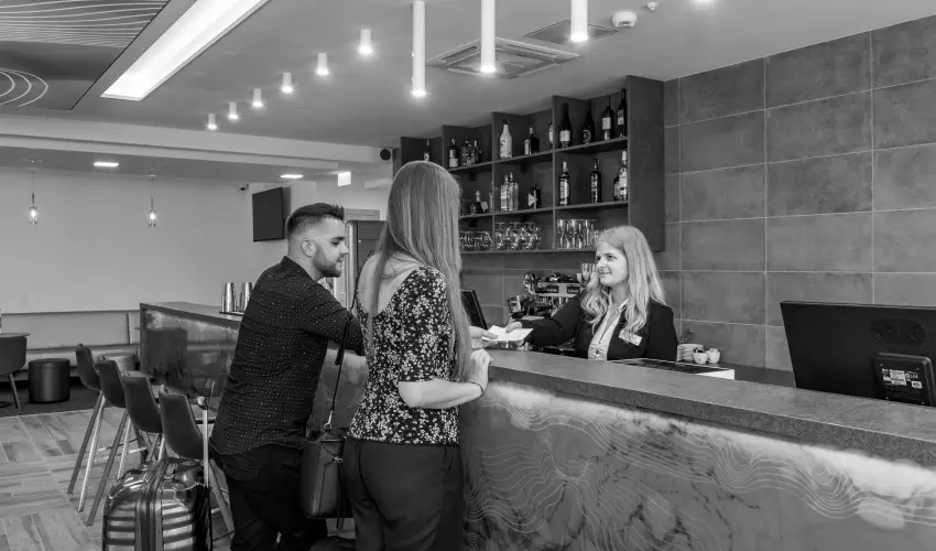 Akadmia Hotel Balatonfred - Balatoni kedvezmnyes rak reggelivel, frdhasznlattal (1 jtl)