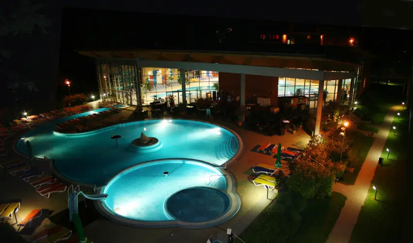 Hotel Azr Sifok - Pnksd (min. 3 j)